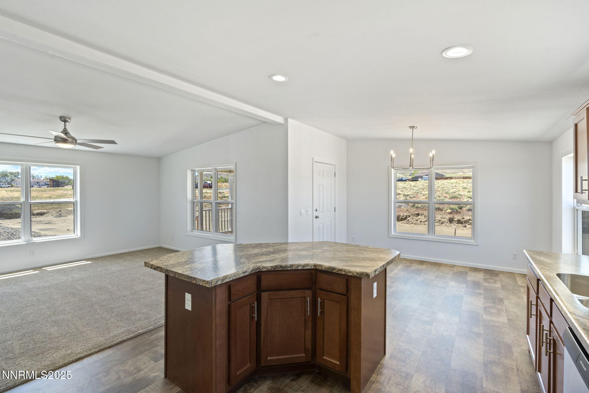 8260 Sycamore Street Silver Springs, NV 89429 - Photo 26 of 47 22-web-or-mls-DSC03477