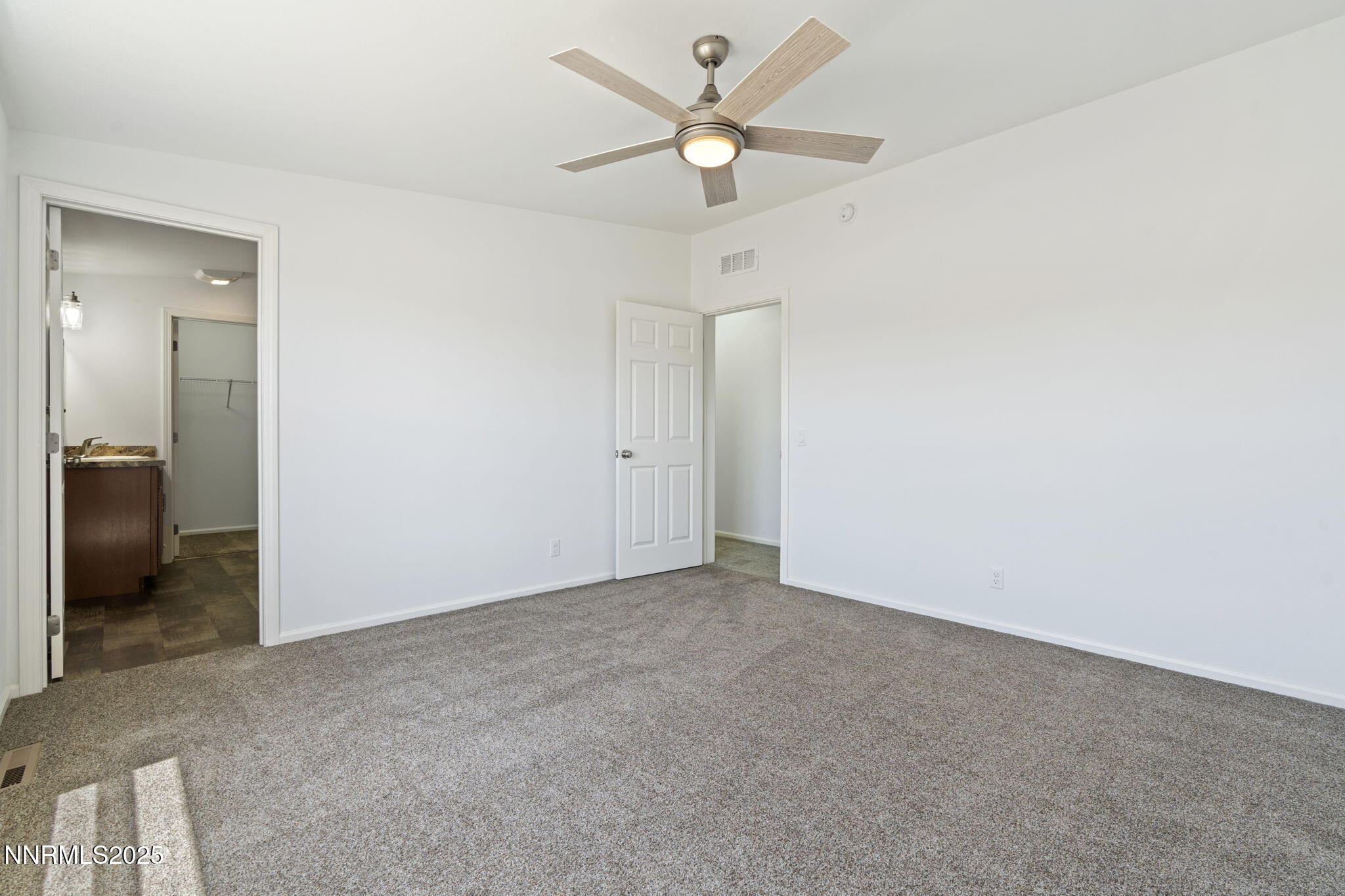 8260 Sycamore Street Silver Springs, NV 89429 - Photo 32 of 47 32-web-or-mls-DSC03542