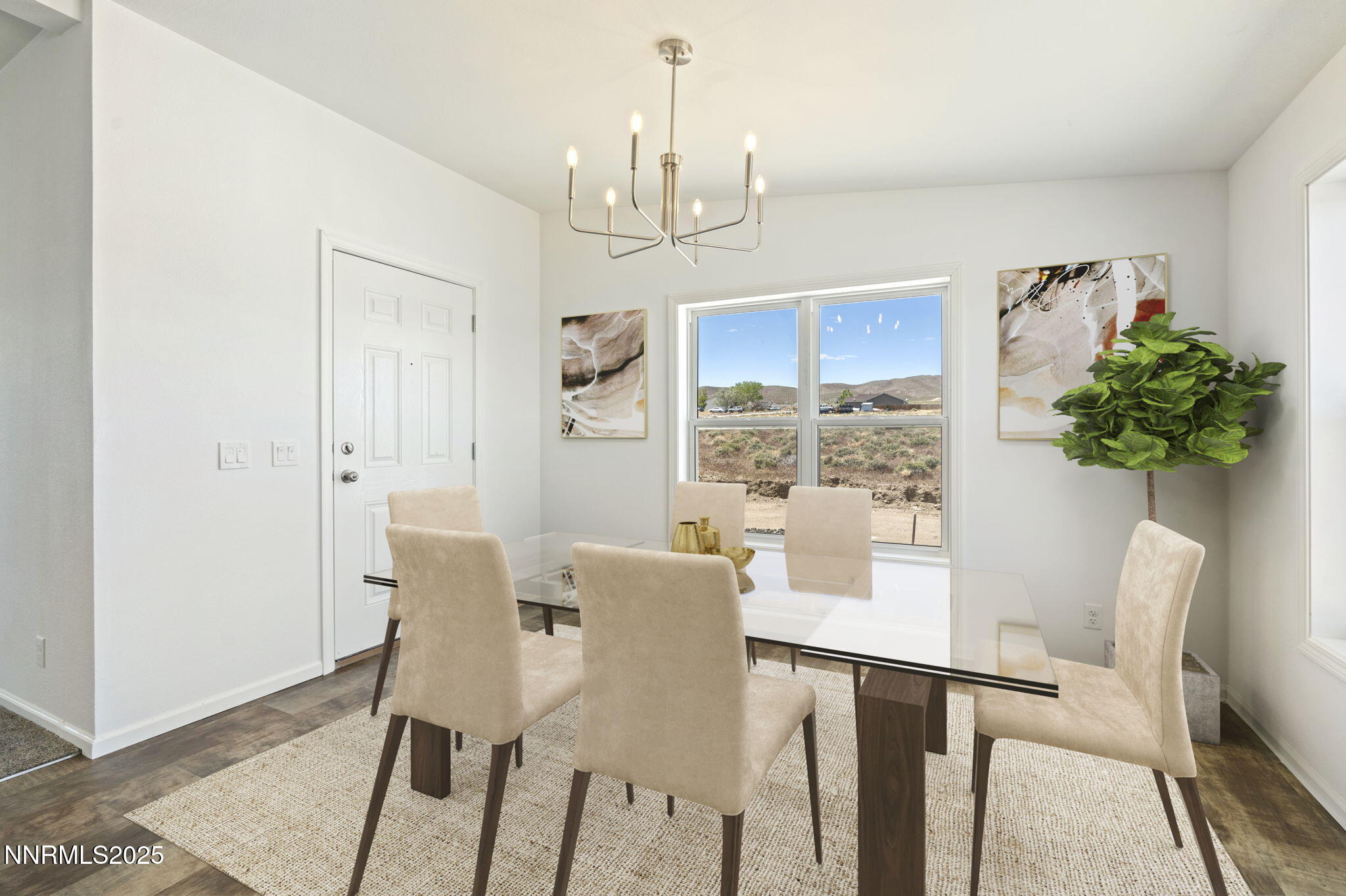 8260 Sycamore Street Silver Springs, NV 89429 - Photo 7 of 47 25-web-or-mls-dining room 2