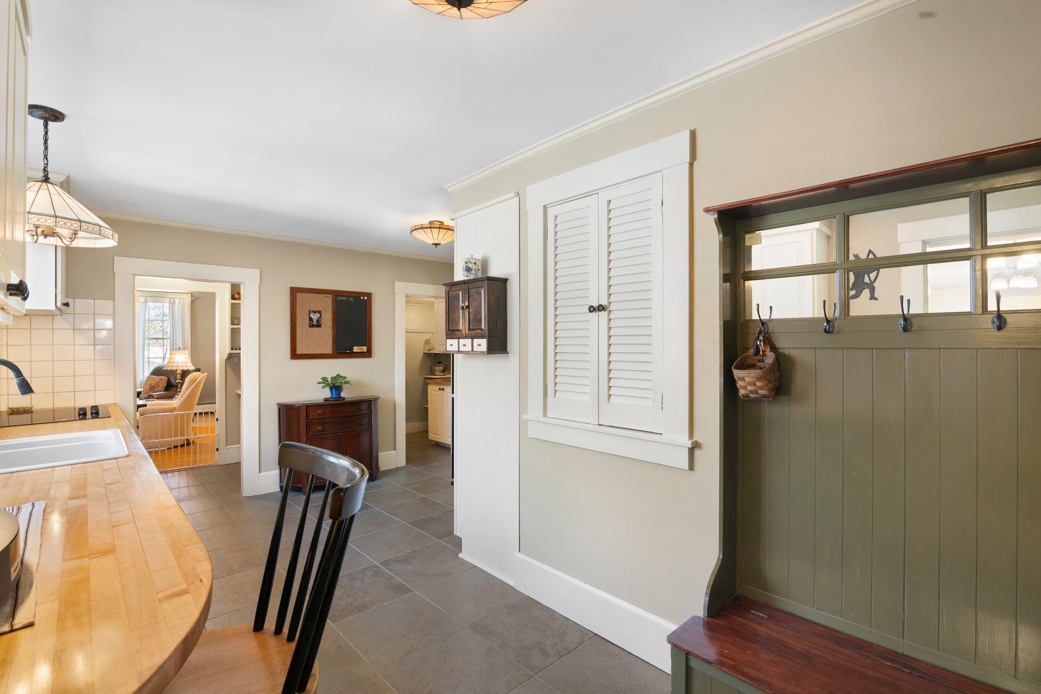 301 Maple Street Brattleboro, VT 05301 - Photo 11 of 59