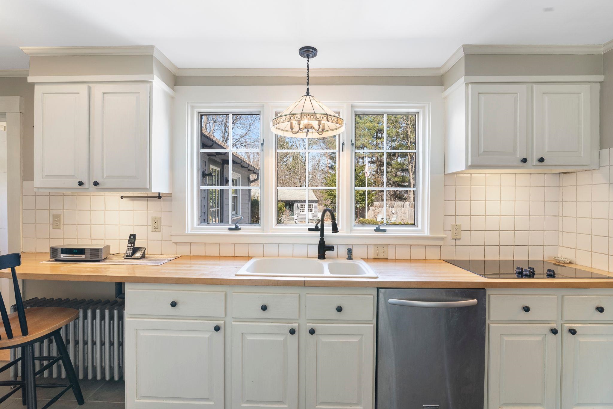 301 Maple Street Brattleboro, VT 05301 - Photo 7 of 59