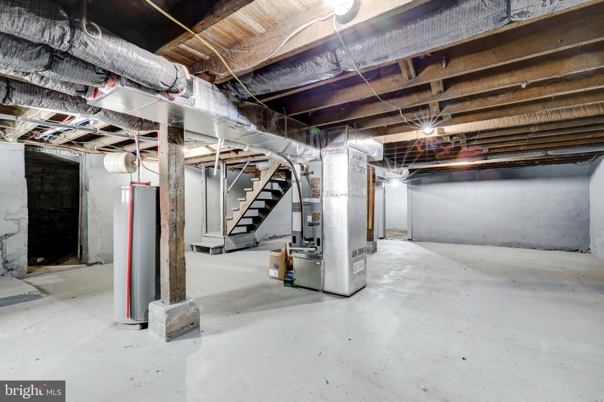711 Main Street Lykens, PA 17048 - Photo 32 of 38 a view of empty room