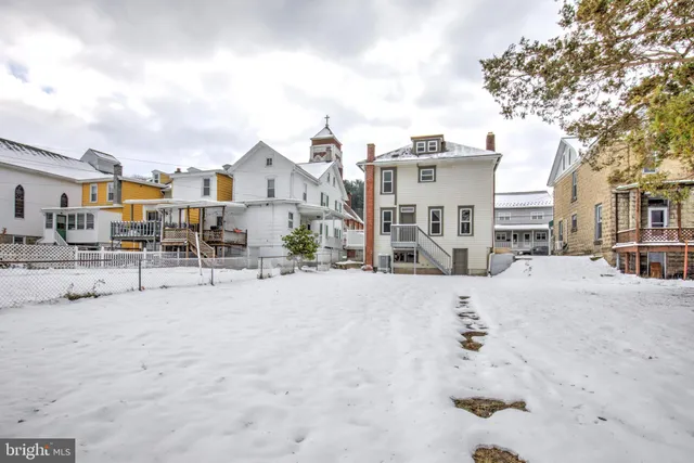 $224,900 | 711 Main Street, Lykens, PA 17048