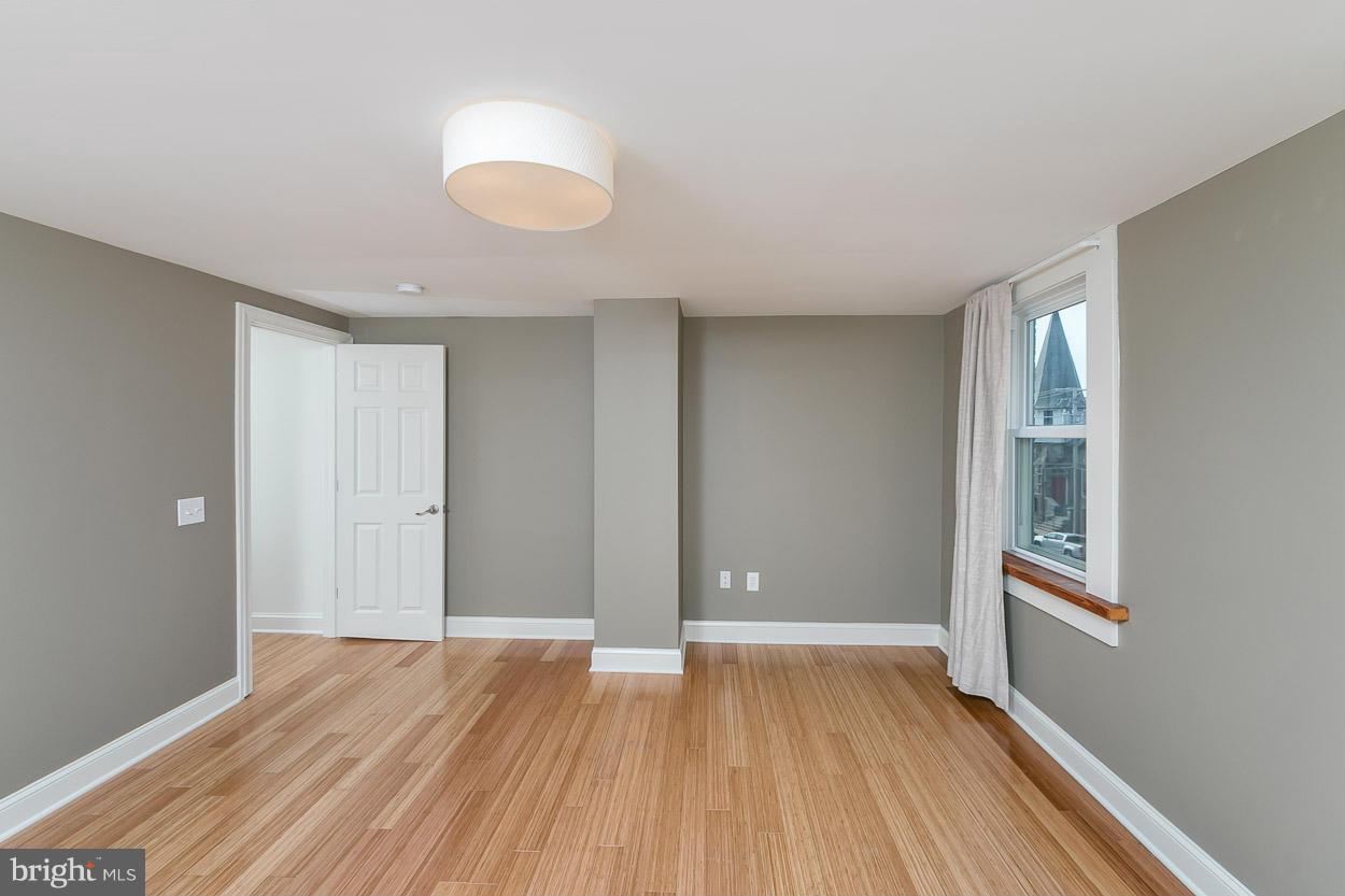 3823 Roland Avenue Baltimore, MD 21211 - Photo 17 of 30 Master Bedroom