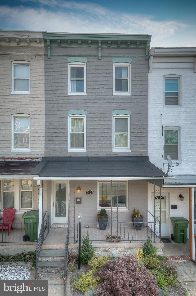 3823 Roland Avenue Baltimore, MD 21211 - Photo 26 of 30 Exterior (Front)