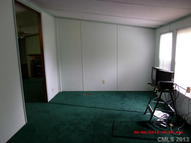 1286 Raxter Road Edgemoor, SC 29712 - Photo 9 of 12 Gallery Image 9