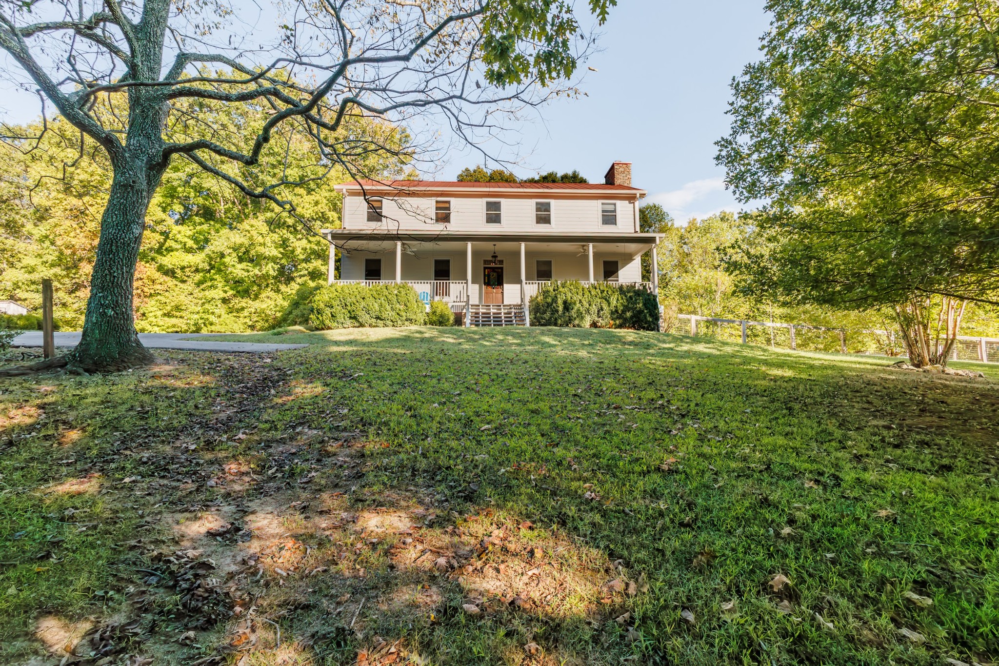 720 Mt Hebron Road Charlotte, TN 37036 - Photo 3 of 72 Gallery Image 3