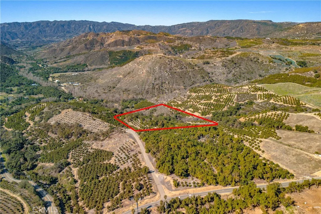 15 Camaron Road Temecula, CA 92590 - Photo 2 of 11