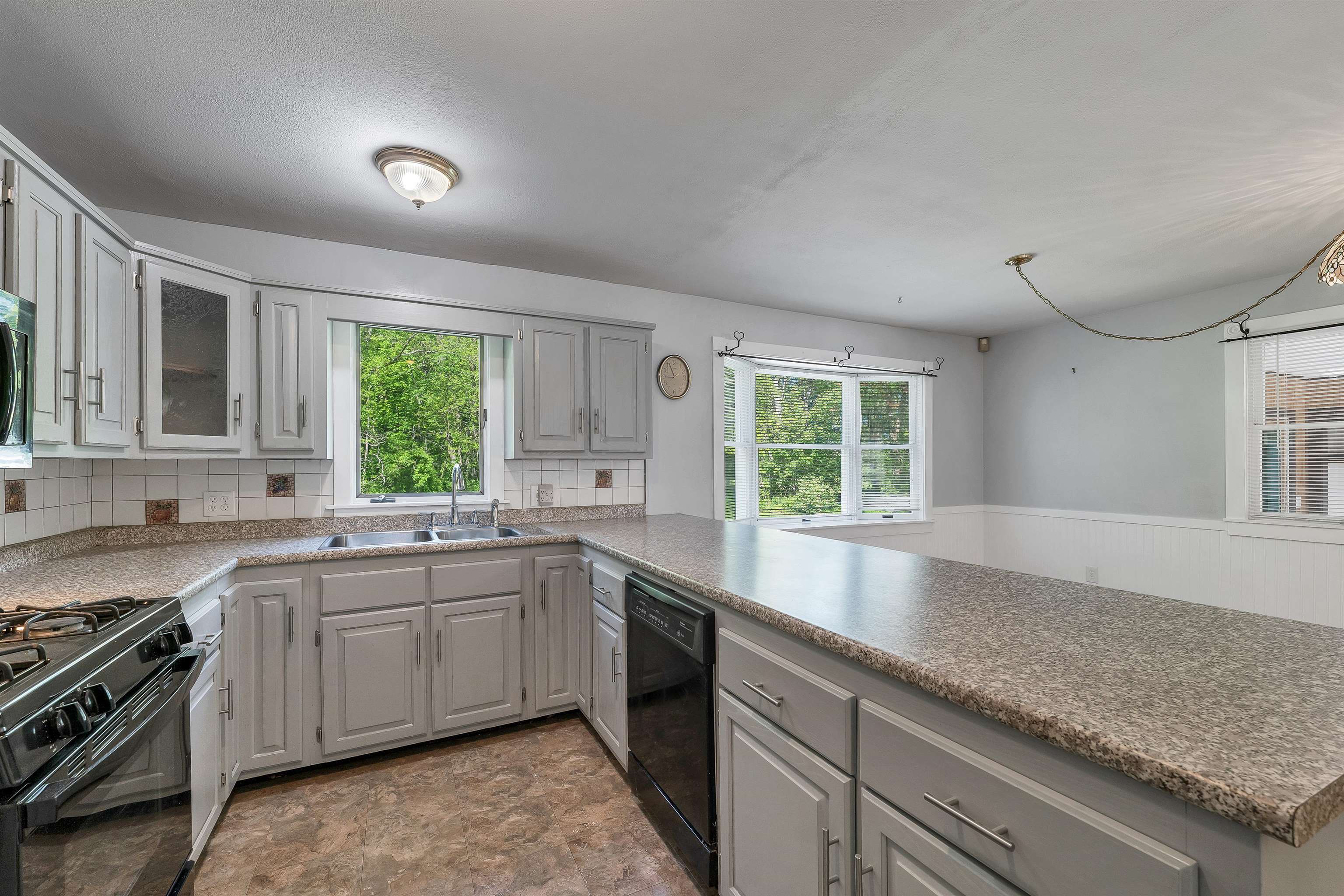 1 Muddy Pond Road Kensington, NH 03833 - Photo 10 of 42