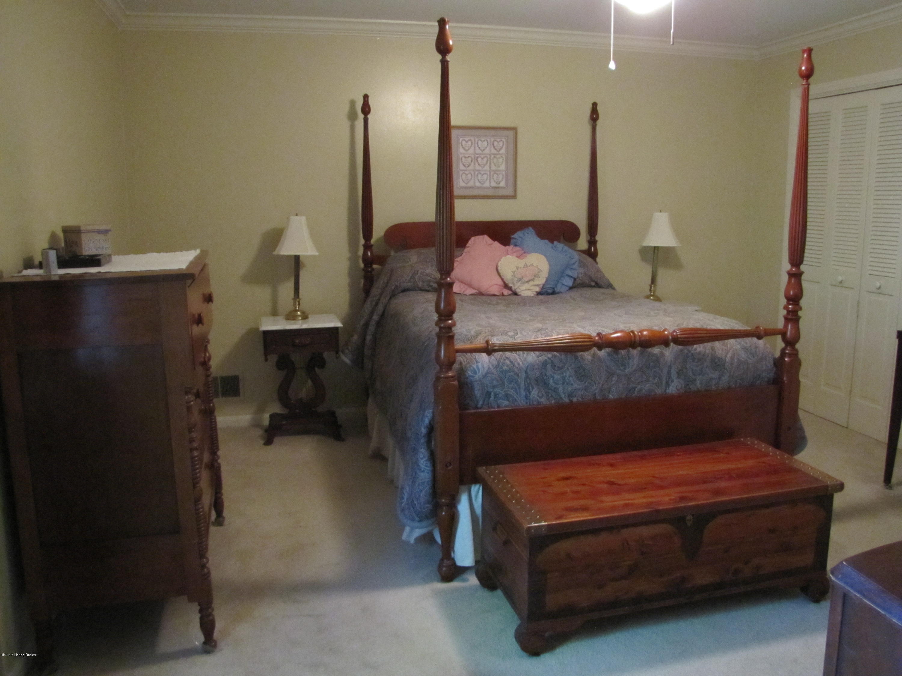 1907 Hollen Road Louisville, KY 40222 - Photo 12 of 32 IMG_0013