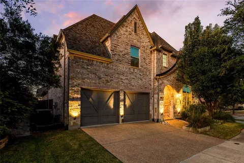 $764,900 | 5117 Del Molin Avenue, Lewisville, TX 75056