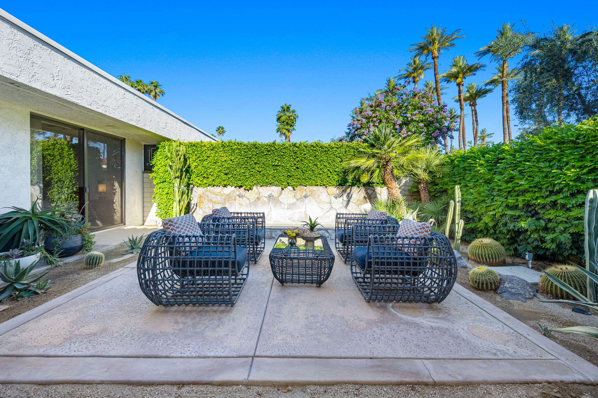 63 Colgate Drive Rancho Mirage, CA 92270 - Photo 17 of 48 Front Courtyard