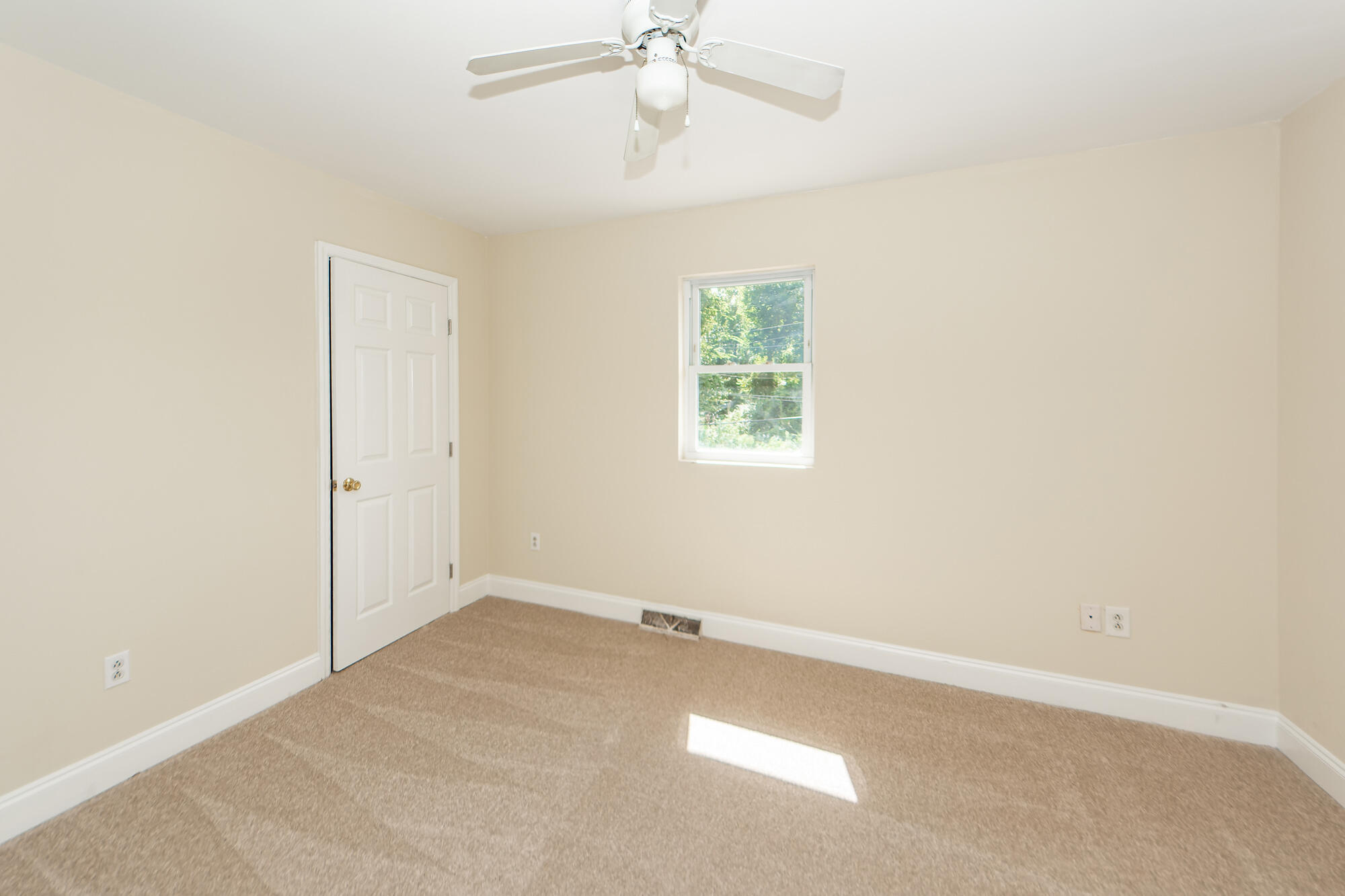 1852 Mepkin Road, Unit F8 Charleston, SC 29407 - Photo 16 of 31 17