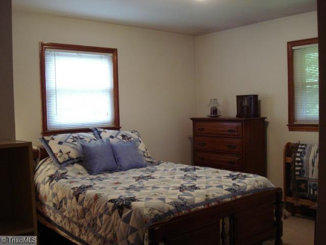 182 Eller Road Winston-Salem, NC 27107 - Photo 8 of 15 1st Bedroom.