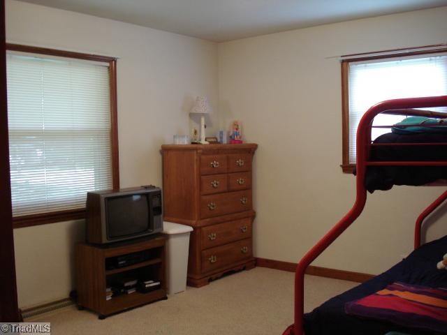 182 Eller Road Winston-Salem, NC 27107 - Photo 9 of 15 2nd Bedroom.