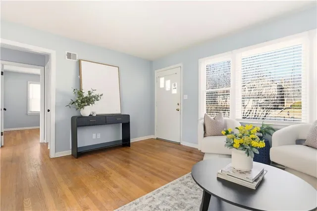 $215,000 | 409 East 90th Street, Kansas City, MO 64131