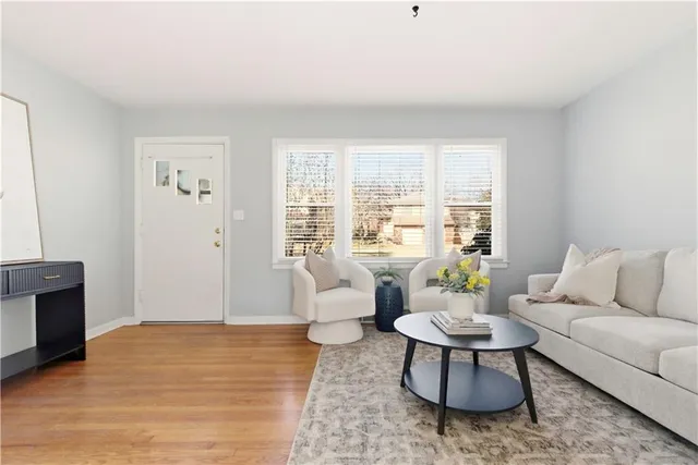 $215,000 | 409 East 90th Street, Kansas City, MO 64131