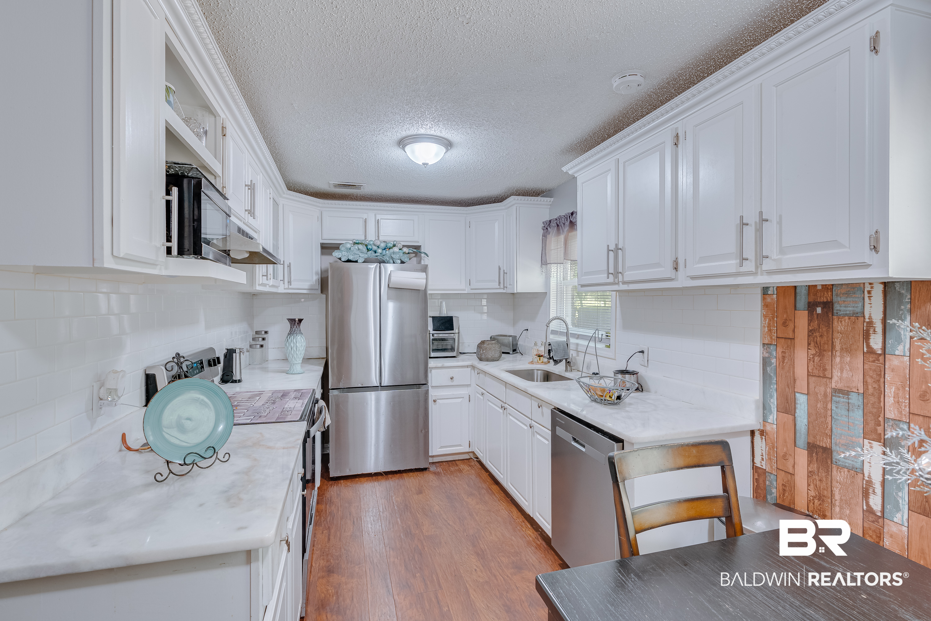 7070 Old Military Road Theodore, AL 36582 - Photo 5 of 29 Gallery Image 5