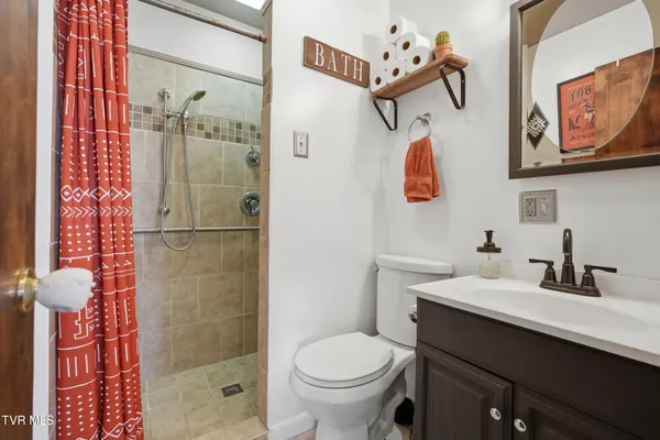 $189,900 | 1208 Dry Road, Speedwell, VA 24374