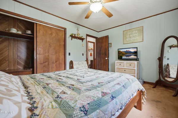 $189,900 | 1208 Dry Road, Speedwell, VA 24374