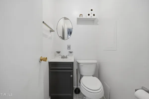 $189,900 | 1208 Dry Road, Speedwell, VA 24374