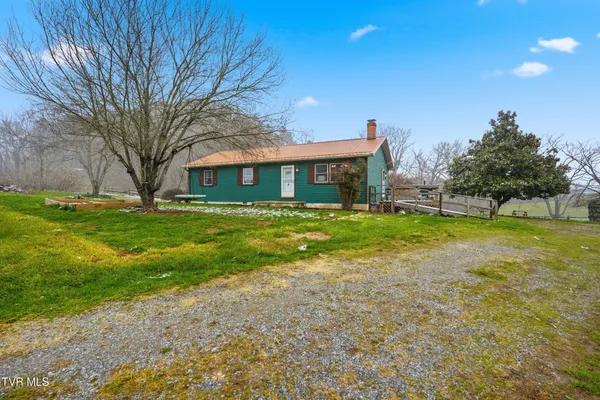 $189,900 | 1208 Dry Road, Speedwell, VA 24374