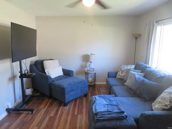 $149,900 | 608 Hanover Road, Evansville, IN 47710