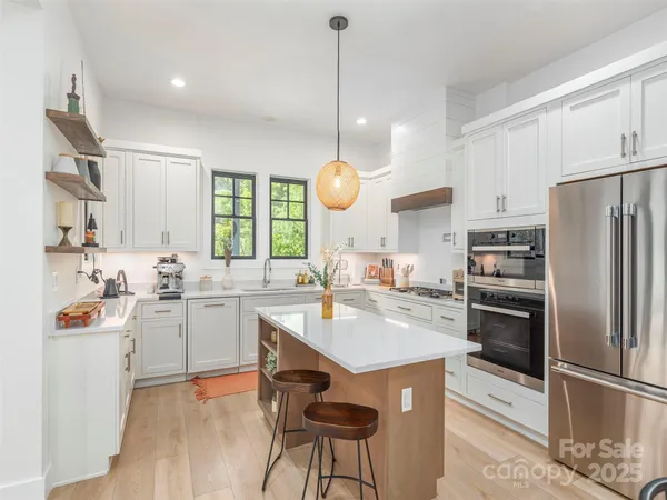 $1,125,000 | 156 Grayling Drive, Cullowhee, NC 28723