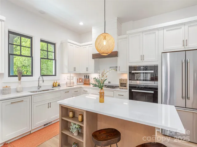 $1,125,000 | 156 Grayling Drive, Cullowhee, NC 28723