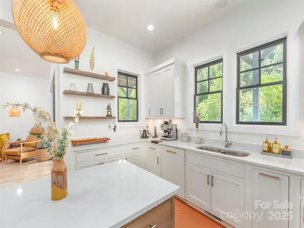 $1,125,000 | 156 Grayling Drive, Cullowhee, NC 28723