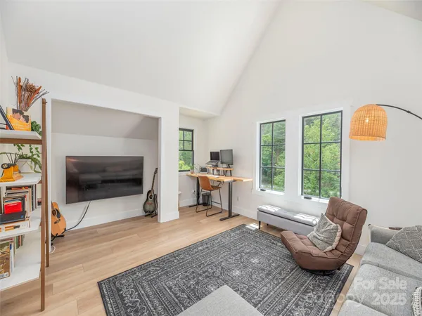 $1,125,000 | 156 Grayling Drive, Cullowhee, NC 28723