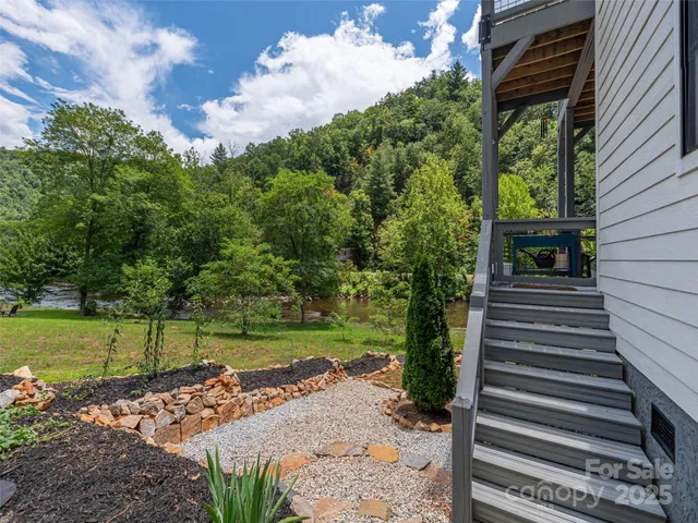 $1,125,000 | 156 Grayling Drive, Cullowhee, NC 28723
