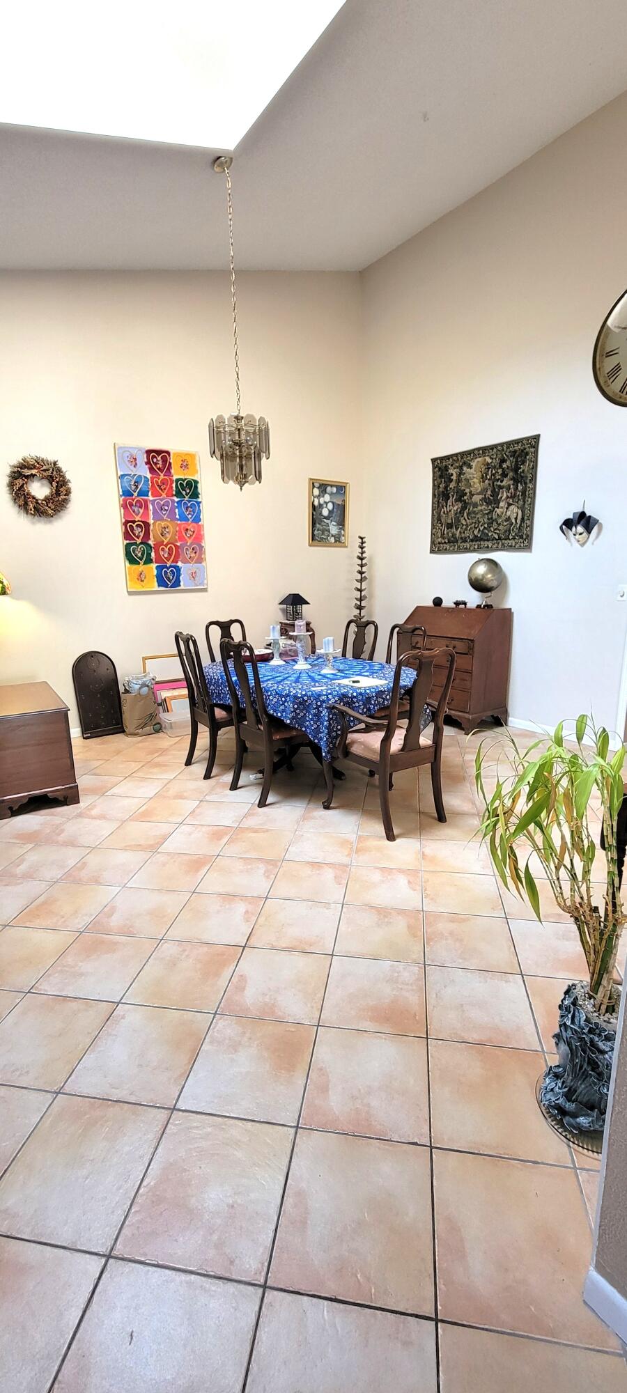 493 Southwest 28th Avenue Delray Beach, FL 33445 - Photo 13 of 48 a living room with furniture and a couch