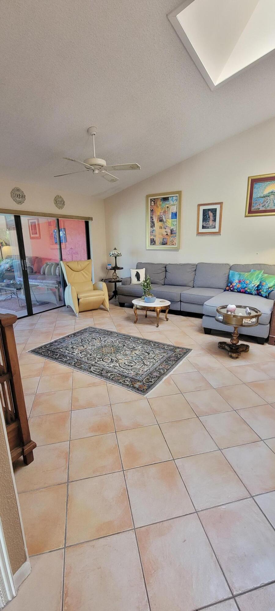 493 Southwest 28th Avenue Delray Beach, FL 33445 - Photo 9 of 48 a living room with furniture