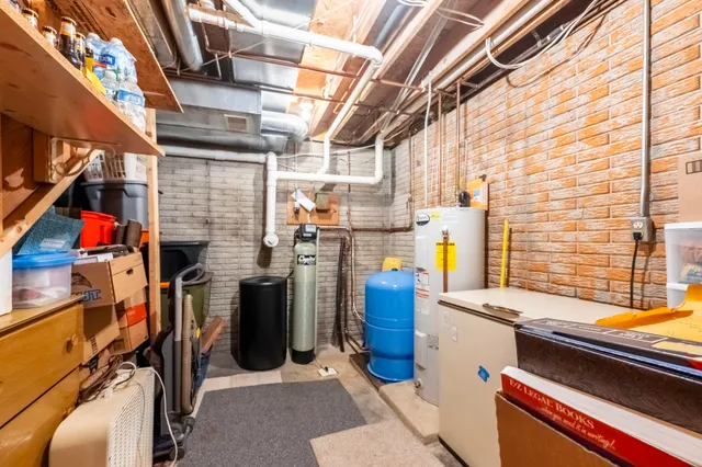 $779,000 | 9642 Highway 35, De Soto, WI 54624