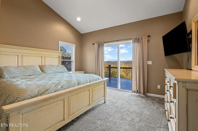 $899,900 | 1466 Deerfield Way, La Follette, TN 37766