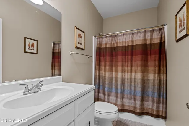 $899,900 | 1466 Deerfield Way, La Follette, TN 37766