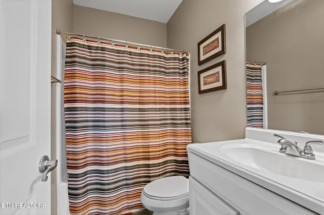 $899,900 | 1466 Deerfield Way, La Follette, TN 37766