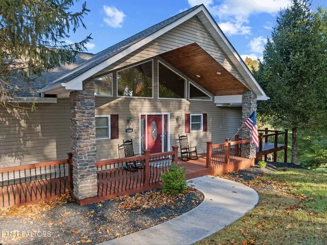 $899,900 | 1466 Deerfield Way, La Follette, TN 37766