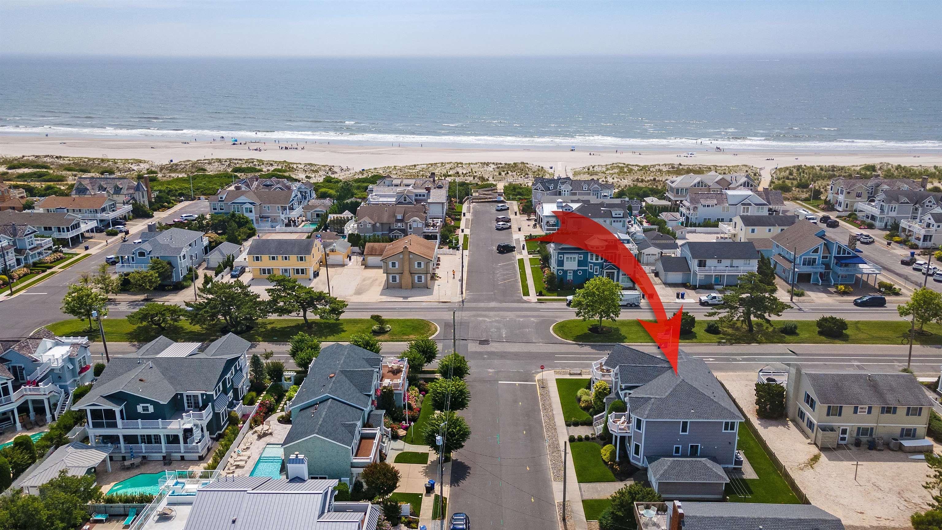 11901 2nd Avenue Stone Harbor, NJ 08247 - Photo 5 of 40 a view of a city