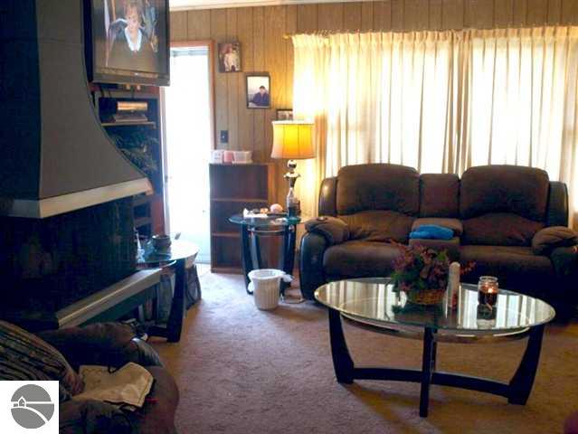 1740 River Road Frankfort, MI 49635 - Photo 9 of 13 1738635-8.JPG