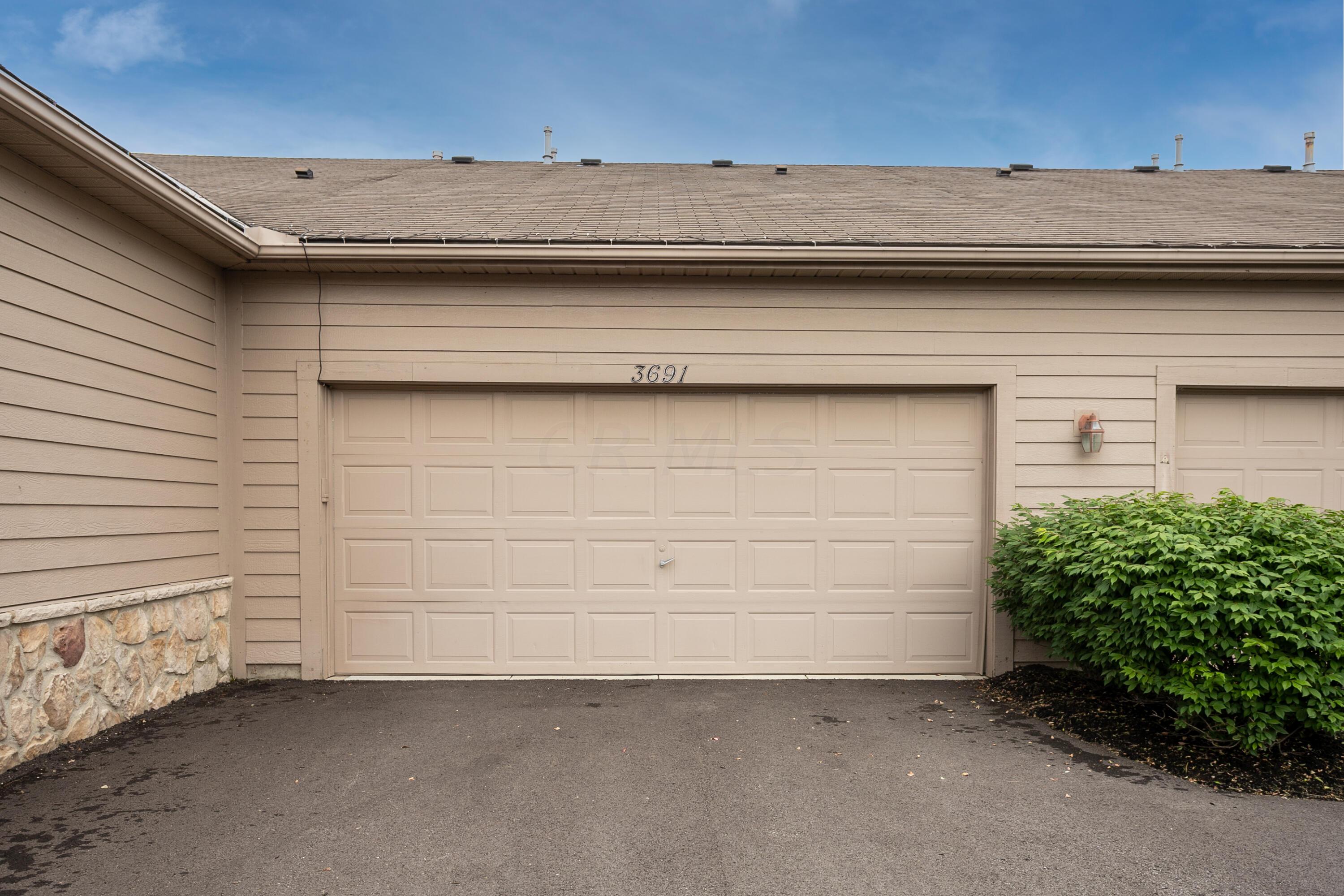 3691 Stoneway Point Powell, OH 43065 - Photo 17 of 29 _MG_4674-Edit