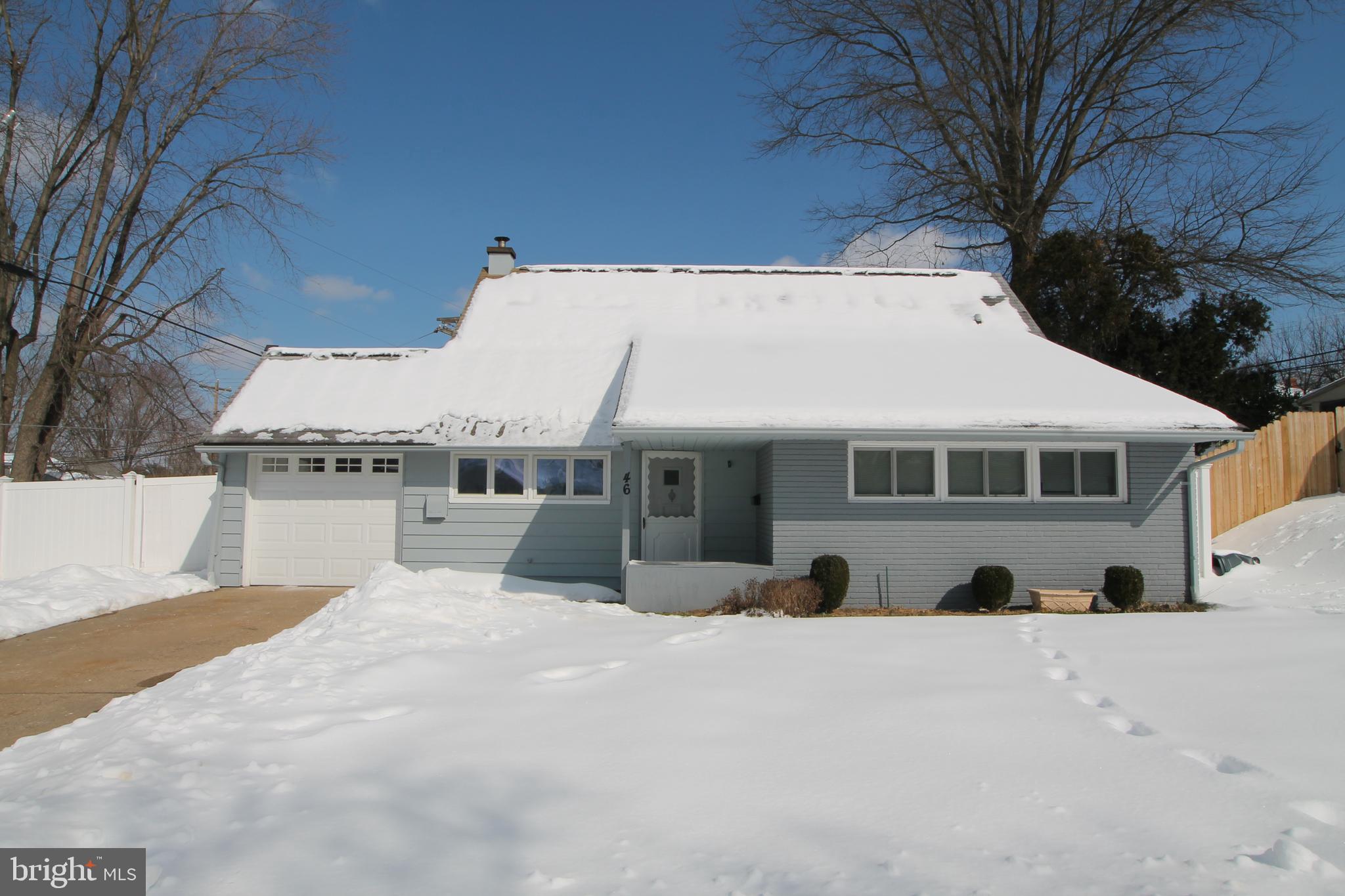 46 Harp Road Levittown, PA 19056 - Photo 2 of 28 Gallery Image 2