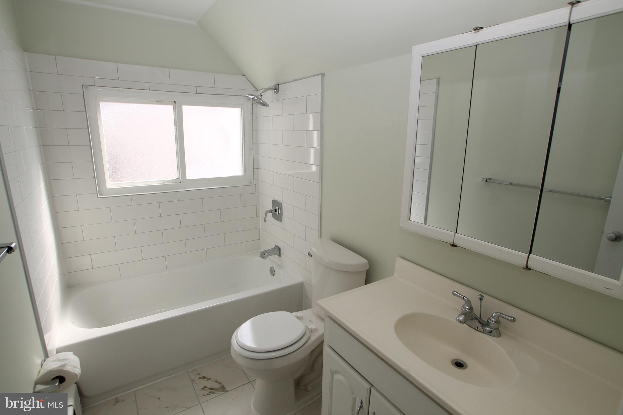 46 Harp Road Levittown, PA 19056 - Photo 13 of 28 Gallery Image 13