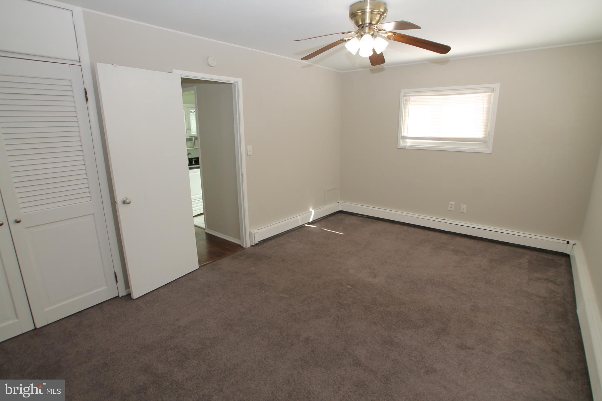 46 Harp Road Levittown, PA 19056 - Photo 9 of 28 Gallery Image 9