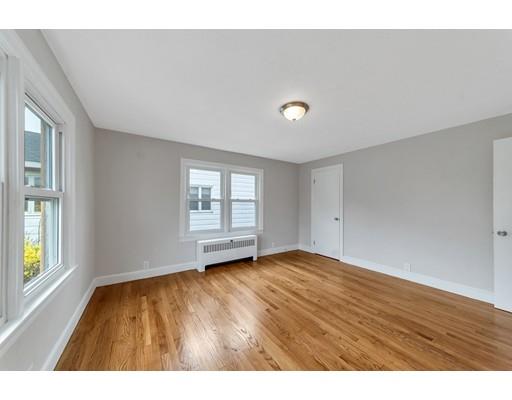 38 White Street Chicopee, MA 01013 - Photo 17 of 30