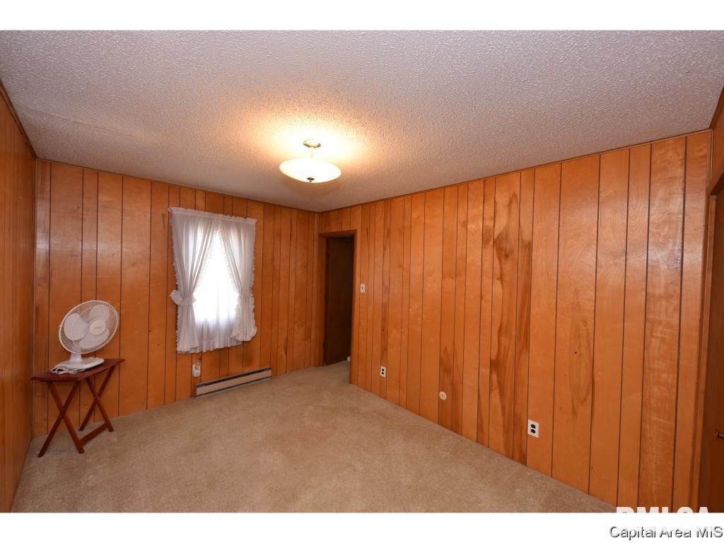 2436 East Wilshire Road Springfield, IL 62703 - Photo 14 of 35