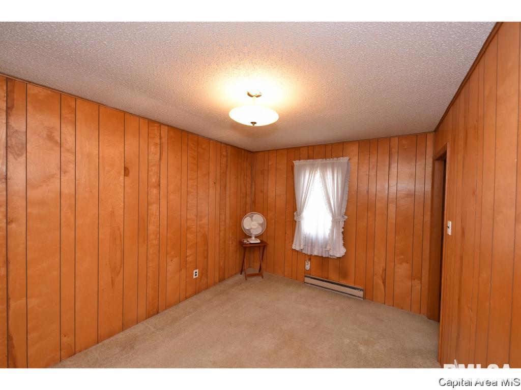 2436 East Wilshire Road Springfield, IL 62703 - Photo 15 of 35