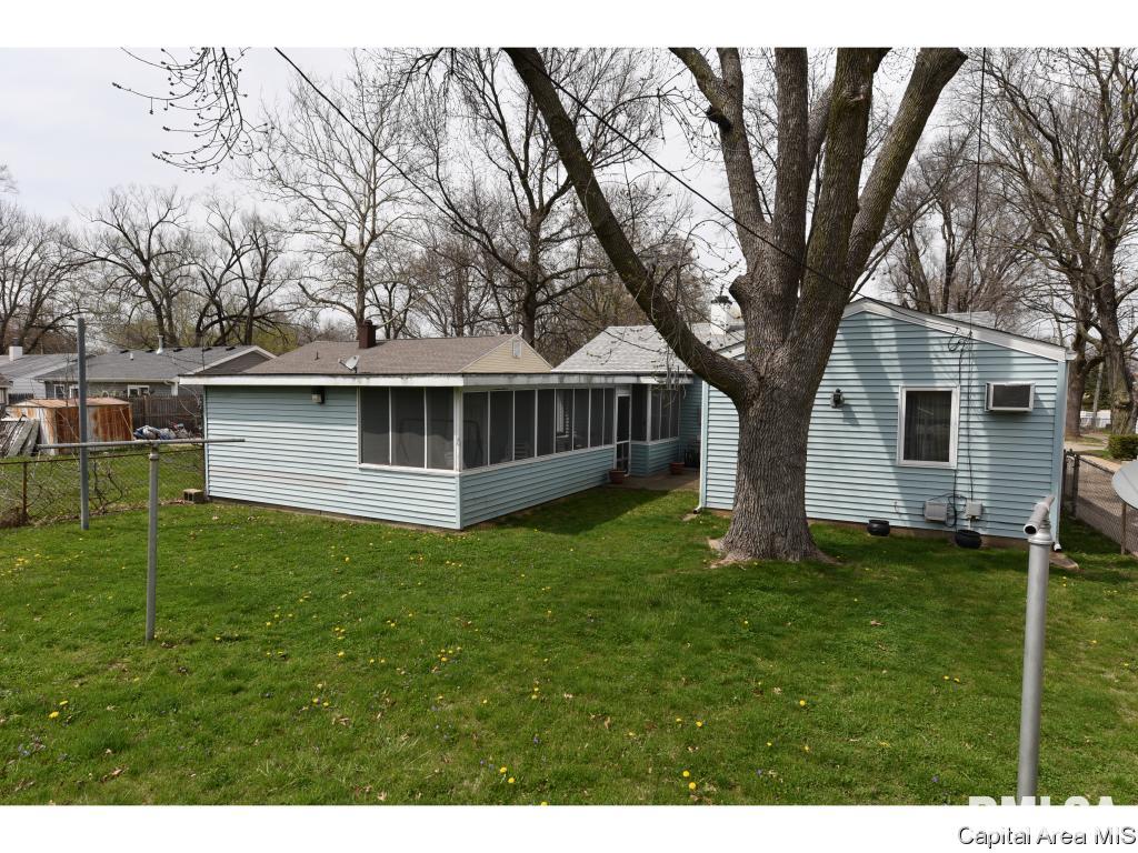 2436 East Wilshire Road Springfield, IL 62703 - Photo 31 of 35
