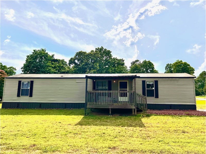 606 Blackjack Road Westminster, SC 29693 - Photo 1 of 28 Gallery Image 1